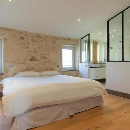 Chateau Caillivet Au Coeur D'un Vignoble Bio 14 Personnes Дом отдыха